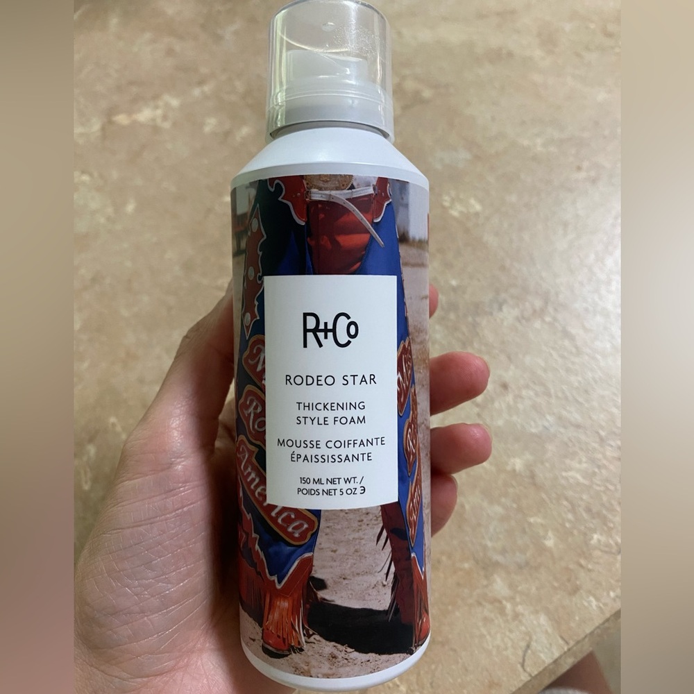 R+Co Thickening Foam